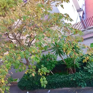 https://casa-cristina-comiso.catania-hotels.net